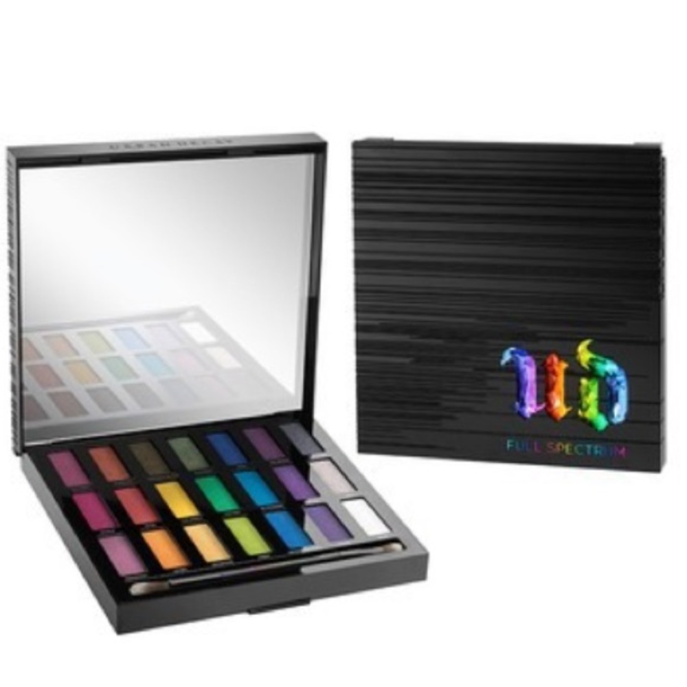Urban Decay full spectrum palette 🚫 Price Firm